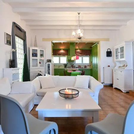 Seafront Franca, Villa *