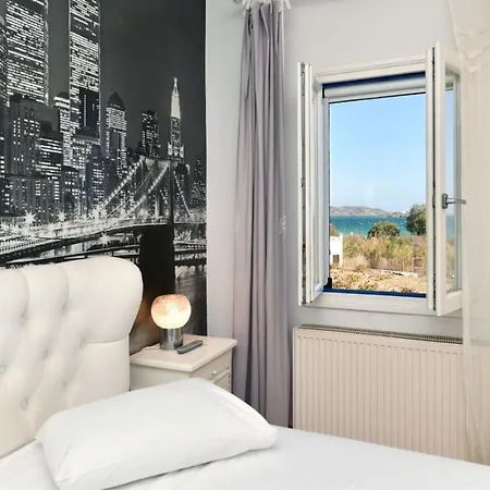 Seafront Franca, Kolympithres